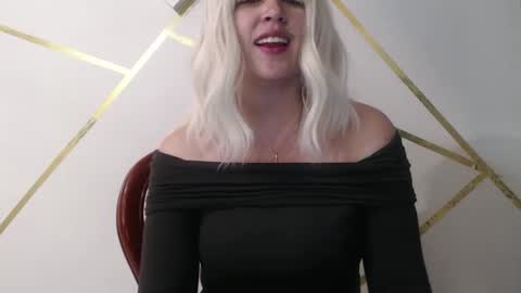 Snapshot of francescaasmith chatting on March 2025 01:39:01 AM Francesca online show from March 2025 01:39:01 AM