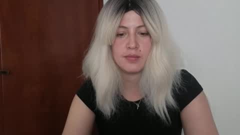 Francesca online show from April 2026 07:41:01 PM