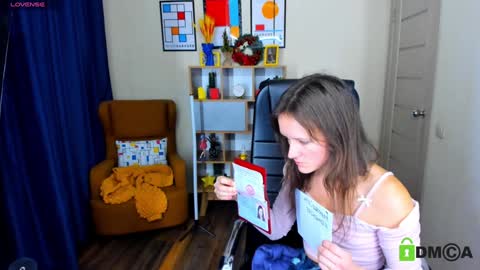 Fran online show from January 2025 10:39:02 AM