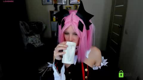 Fran online show from October 2025 04:33:01 PM