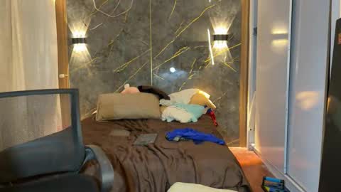 Dynamic roles online show from September 2025 08:07:01 AM