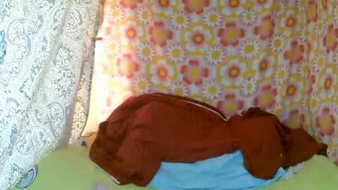 Snapshot of franciefrancie chatting on October 2025 06:32:01 AM francilla online show from October 2025 06:32:01 AM