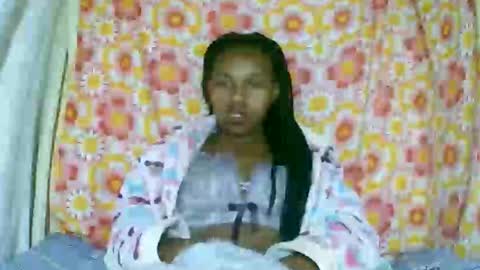 Snapshot of franciefrancie chatting on November 2025 10:08:02 PM francilla online show from November 2025 10:08:02 PM