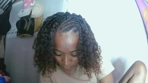 Snapshot of francine925426 chatting on December 2025 07:53:02 PM francine925426 online show from December 2025 07:53:02 PM