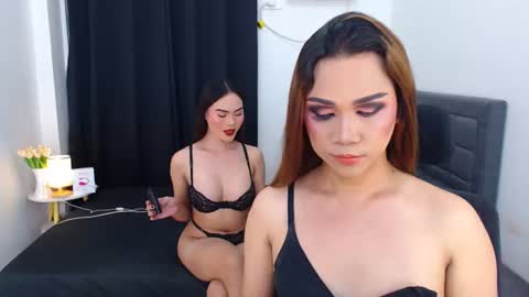 Snapshot of francinexcarla chatting on July 2026 02:59:01 AM Francine and Carla online show from July 2026 02:59:01 AM