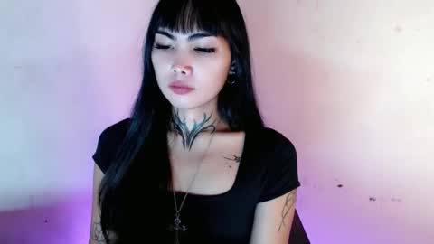 francine online show from April 2026 09:09:02 PM