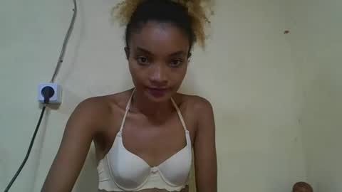 Francinoli online show from March 2026 08:47:02 AM