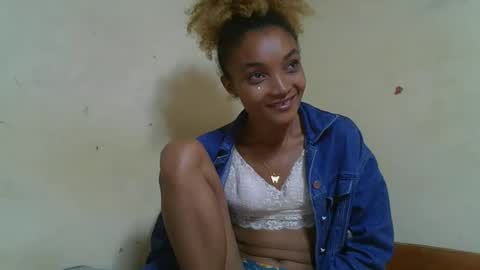 Francinoli online show from April 2026 03:28:01 PM