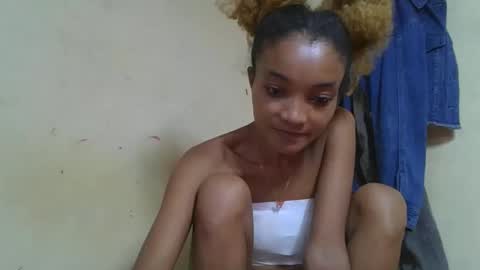 Francinoli online show from April 2026 12:36:02 AM