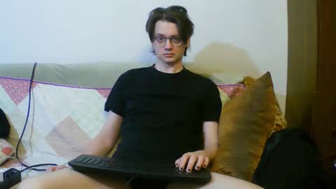 Snapshot of francisgray chatting on February 2026 09:19:01 PM Frank online show from February 2026 09:19:01 PM