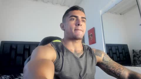 Snapshot of franco_ruiz_ chatting on December 2024 04:29:02 PM franco online show from December 2024 04:29:02 PM