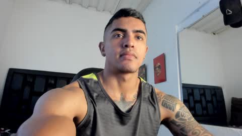 Snapshot of franco_ruiz_ chatting on January 2025 04:14:02 PM franco online show from January 2025 04:14:02 PM