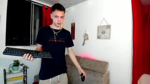 Franco taylor online show from April 2026 06:11:01 AM