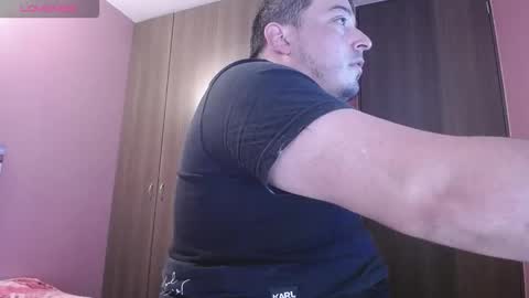 Snapshot of francoisroy chatting on March 2026 11:44:01 PM Juan online show from March 2026 11:44:01 PM