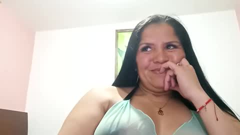 Snapshot of francy_froz chatting on January 2025 01:36:02 AM francy froz online show from January 2025 01:36:02 AM