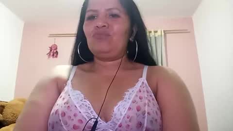 Snapshot of francy_froz chatting on March 2025 03:43:02 AM francy froz online show from March 2025 03:43:02 AM