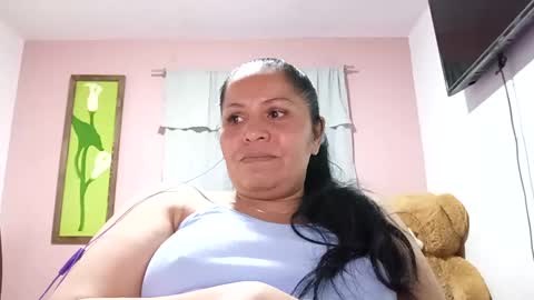 Snapshot of francy_froz chatting on September 2025 04:05:02 AM francy froz online show from September 2025 04:05:02 AM