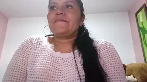 Snapshot of francy_froz chatting on October 2025 02:23:01 AM francy froz online show from October 2025 02:23:01 AM