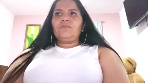 francy froz online show from December 2025 02:49:01 AM