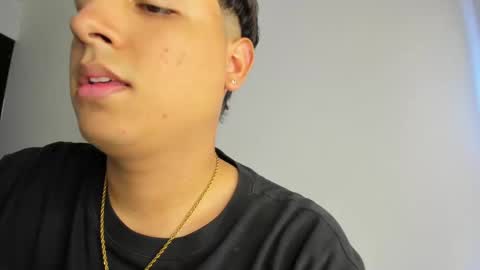 Snapshot of frank_castiglioni chatting on March 2025 10:10:01 PM Castiglioni online show from March 2025 10:10:01 PM