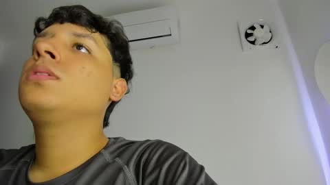 Snapshot of frank_castiglioni chatting on March 2025 10:27:02 PM Castiglioni online show from March 2025 10:27:02 PM