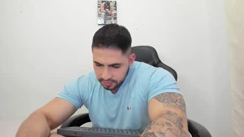 frank_foxx1 online show from February 2026 05:06:01 AM