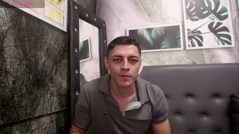 Frank online show from February 2025 07:54:01 PM