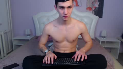 Frank online show from December 2024 05:50:01 AM