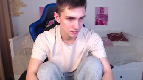 Frank online show from January 2025 09:08:02 AM