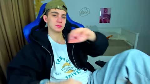 Frank online show from January 2026 04:36:01 AM