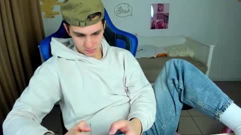 Frank online show from February 2026 06:36:02 AM