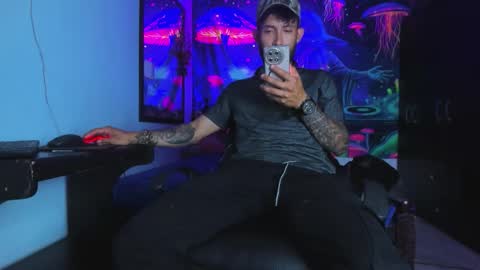 frankdanielsmolano online show from April 2026 04:39:01 AM