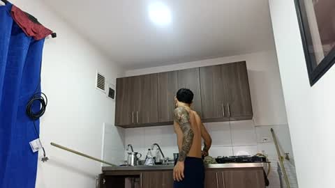 frankdanielsmolano online show from July 2026 04:00:01 PM