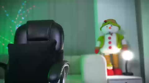 Frank Farrell. Hey remember to give me a thumbs up Ty online show from November 2025 11:02:01 PM