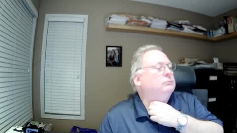 Snapshot of frankie6207 chatting on November 2025 08:42:01 AM frankie6207 online show from November 2025 08:42:01 AM