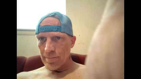 Snapshot of frankieblueeyes4u chatting on April 2026 06:23:02 PM Famous Blue Eyes online show from April 2026 06:23:02 PM