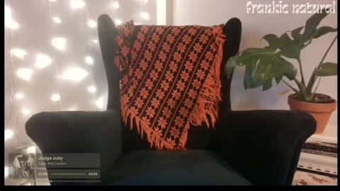 Frankie Natural online show from September 2025 11:15:02 PM