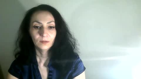 Snapshot of frankieteasing chatting on December 2024 02:09:01 AM frankieteasing online show from December 2024 02:09:01 AM