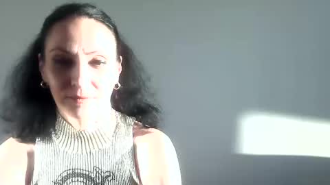 Snapshot of frankieteasing chatting on January 2025 01:52:02 PM frankieteasing online show from January 2025 01:52:02 PM