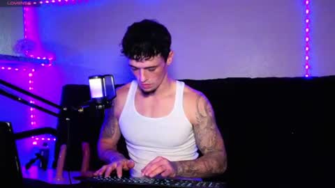 Franco online show from November 2025 02:21:01 AM