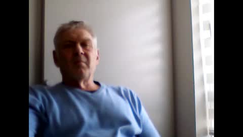 frannkboy61 online show from April 2026 03:17:01 PM