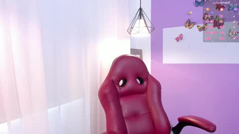 Fransheska online show from February 2025 06:37:01 PM