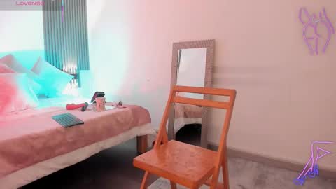 Fransheska online show from November 2025 12:48:02 PM