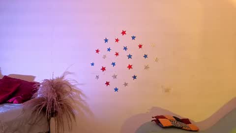 Fransheska online show from July 2026 11:36:02 AM