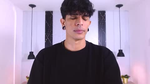 Snapshot of franvill_trato chatting on October 2025 07:51:01 PM Franvill trato online show from October 2025 07:51:01 PM