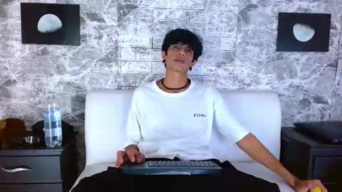 Snapshot of franvill_trato chatting on December 2025 07:29:02 PM Franvill trato online show from December 2025 07:29:02 PM