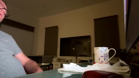 Snapshot of franzmontyhe chatting on October 2025 05:01:01 PM franzmontyhe online show from October 2025 05:01:01 PM