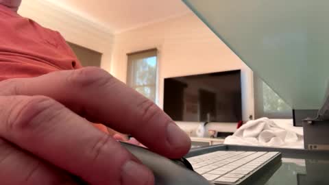 Snapshot of franzmontyhe chatting on October 2025 05:40:01 AM franzmontyhe online show from October 2025 05:40:01 AM