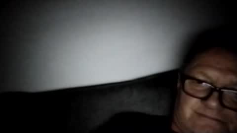 Snapshot of frauenfeind1 chatting on December 2024 06:52:01 AM Wolfi online show from December 2024 06:52:01 AM