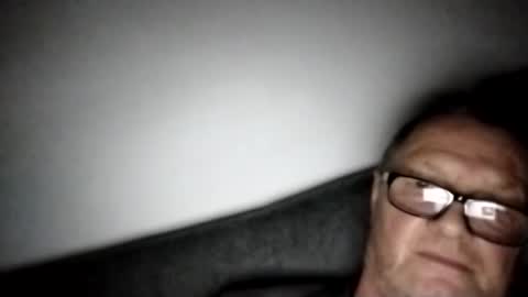 Snapshot of frauenfeind1 chatting on January 2025 02:47:02 PM Wolfi online show from January 2025 02:47:02 PM